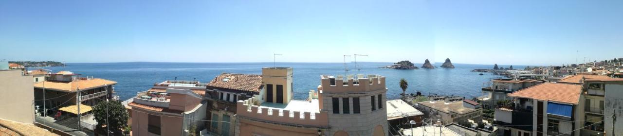 B&B Ciclopi Aci Castello Extérieur photo